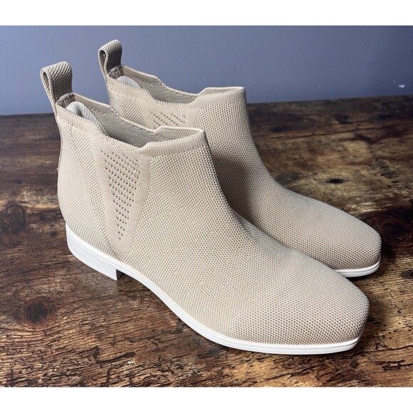 Vivaia Women’s US 7-7.5 Square Toe Slip On Chelsea Boots Ryan Comfort EU 38 - Picture 1 of 11